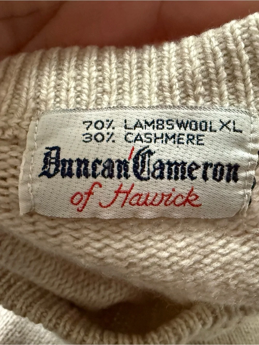 Duncan Cameron of Hawick Men’s Sweater Cream 70%Lambwool, 30%Cashere